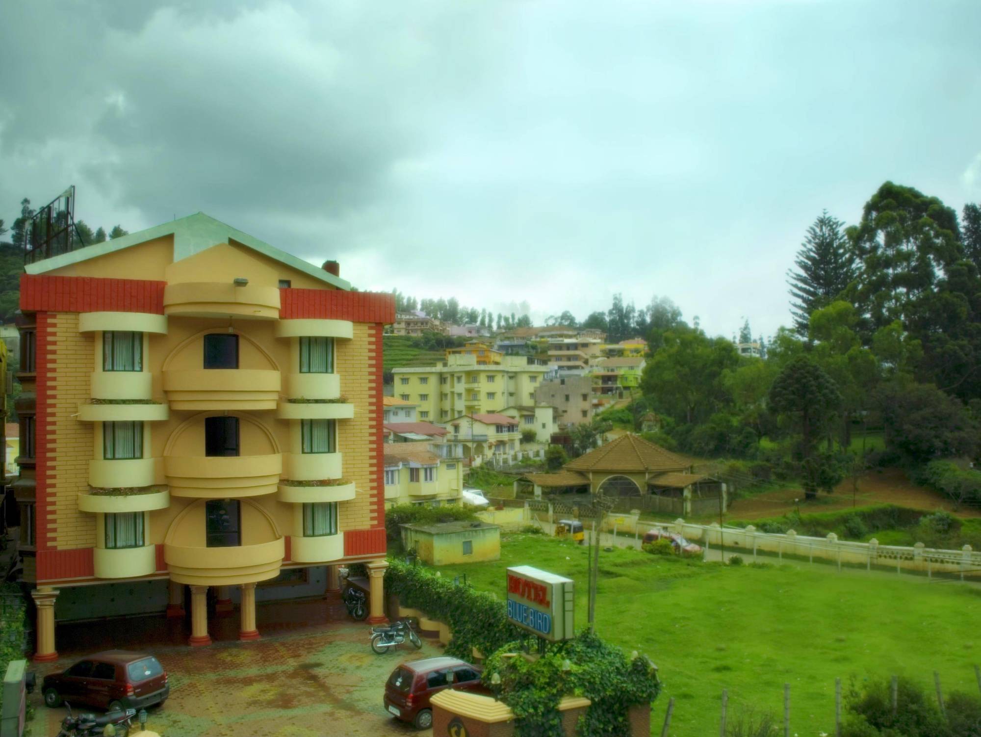 Hotel Blue Bird Ooty Exterior photo